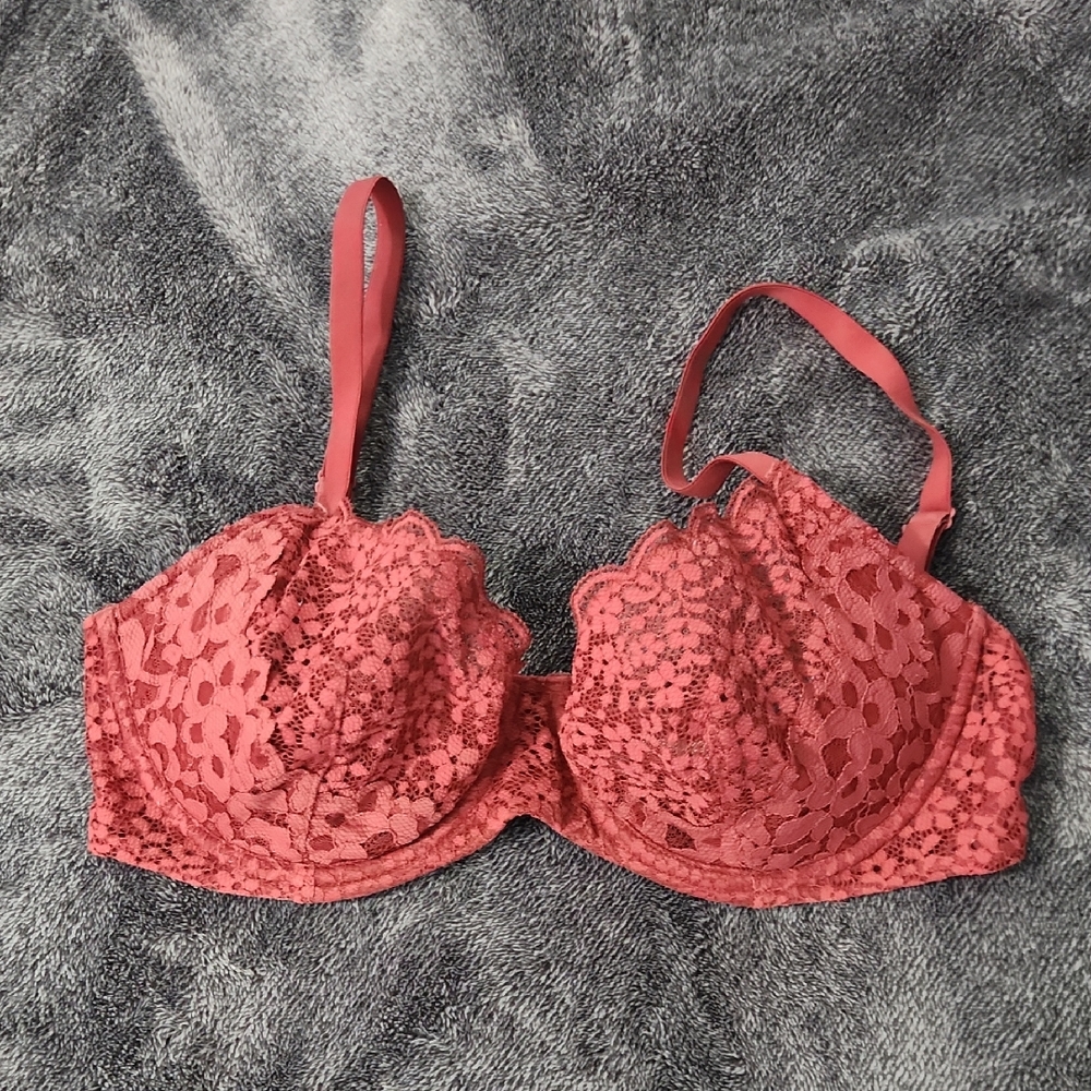 Body By Victoria Deep Rose Lace Underwire Bra - Women's Intimates